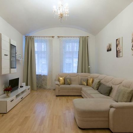 Spacious Apartment Near Wenceslas Square Prague Extérieur photo