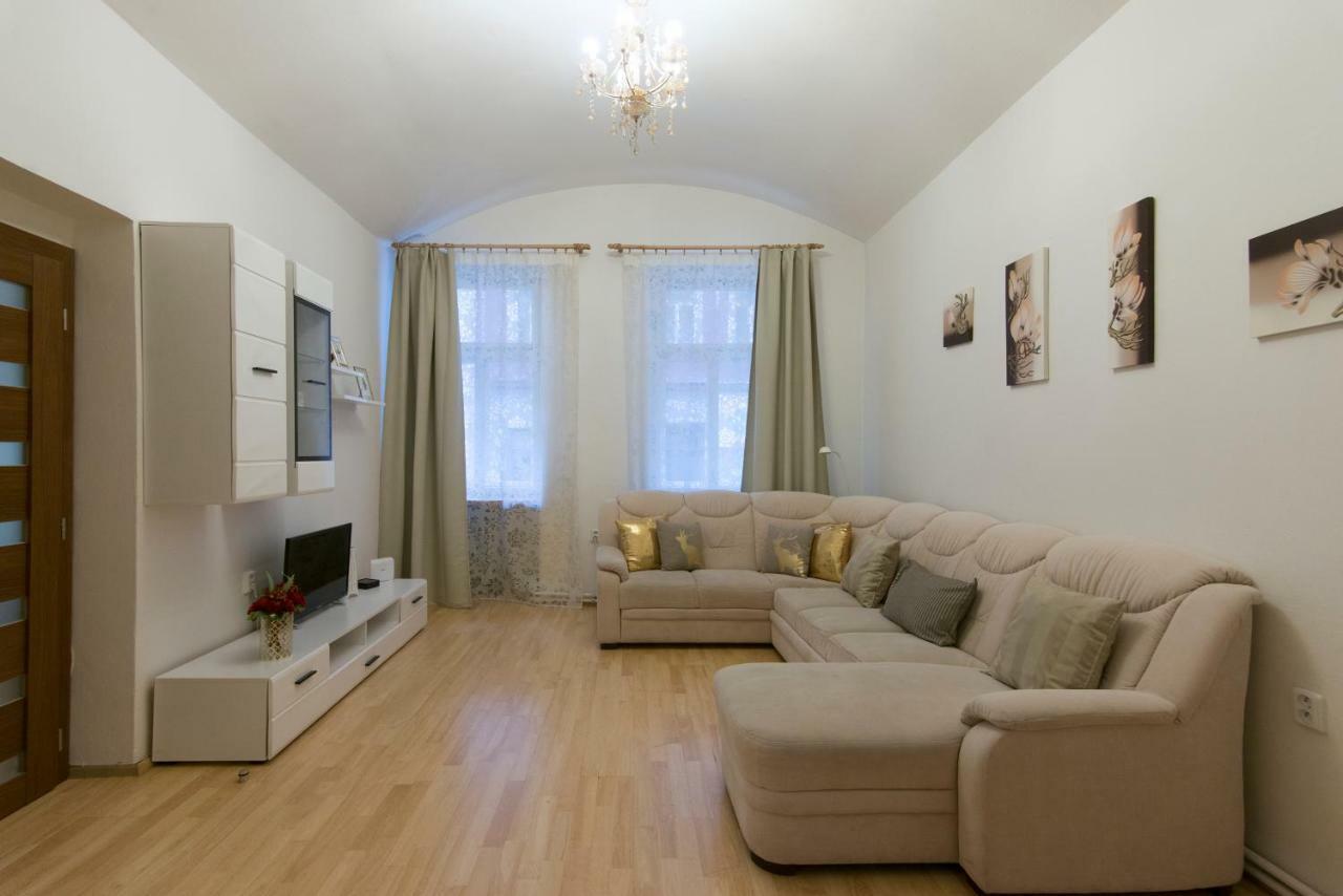 Spacious Apartment Near Wenceslas Square Prague Extérieur photo